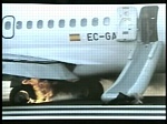 Video emitido en el telediario de Antena3 sobre el aterrizaje de emergencia en la tercera pista del aeropuerto del Prat (9 de Enero de 2006)